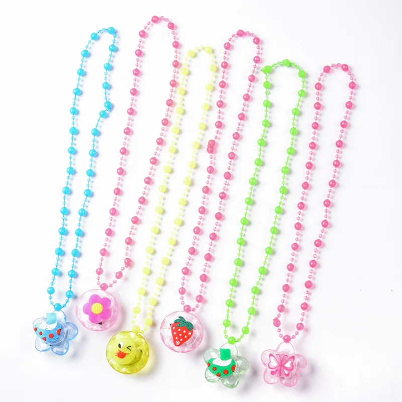 1 шт. новые детские игрушки излучающий светодиодный флеш-подвеска ожерелье игрушки светящиеся игрушки для детей девочек детский день рождения светится в темноте