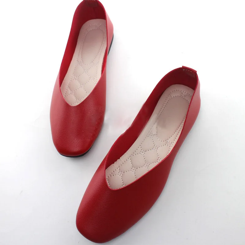 Новинка года; сезон весна-лето; женская обувь из искусственной кожи с закрытым носком без застежки; женская обувь на плоской подошве; большие размеры; WSH2442 - Цвет: Красный