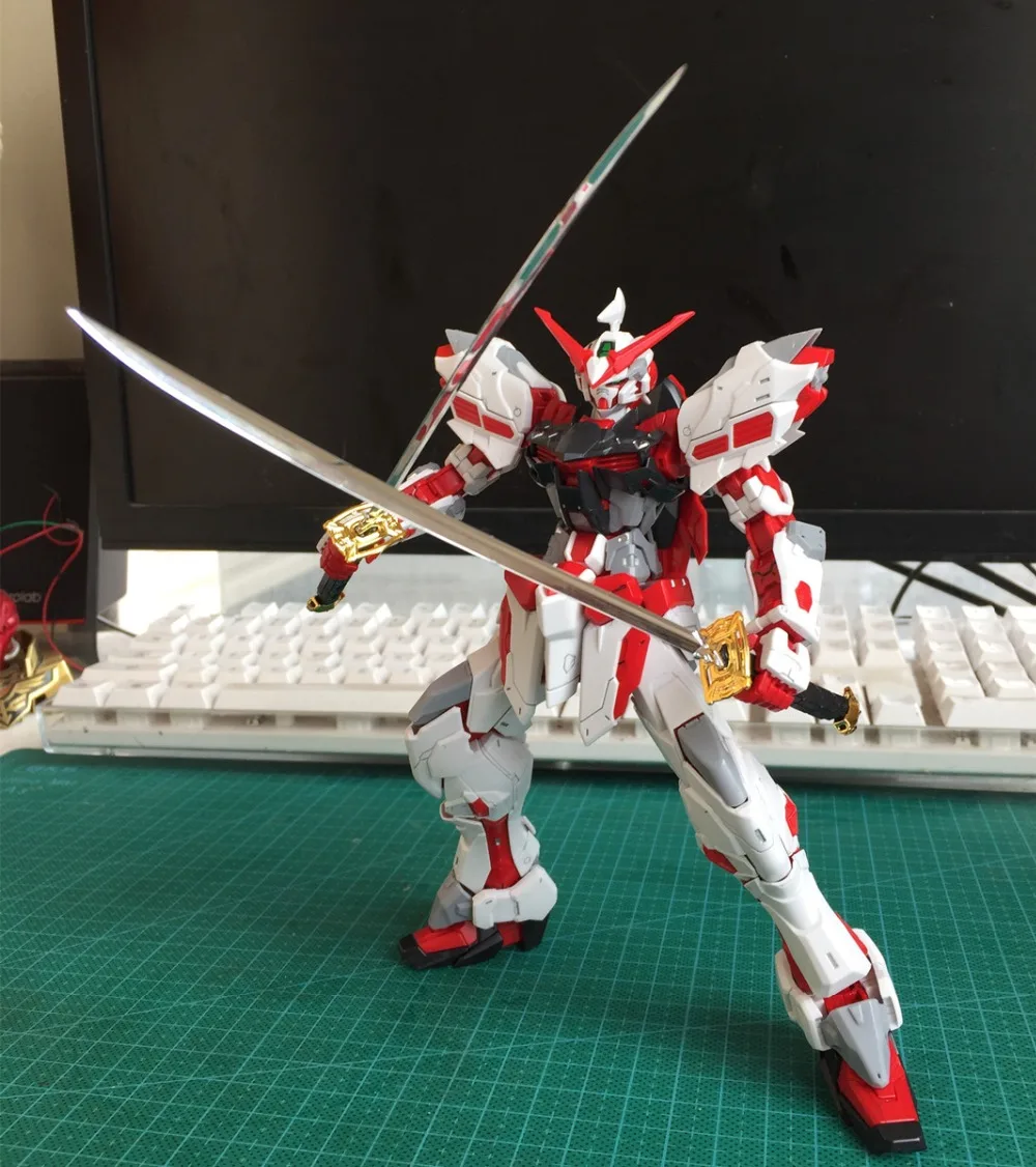 Daban MG 1/100 Astray Red Frame Gundam Model with Mars Jacket (DD044) image 3