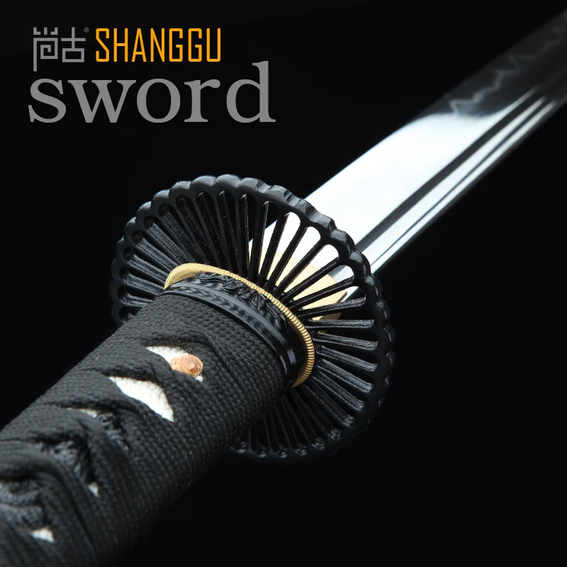 

Black Plum Blossom Pattern Polished Round Handle Katana. Exquisite Home Decorations Movie Ninja Cosplay Props Sword katana