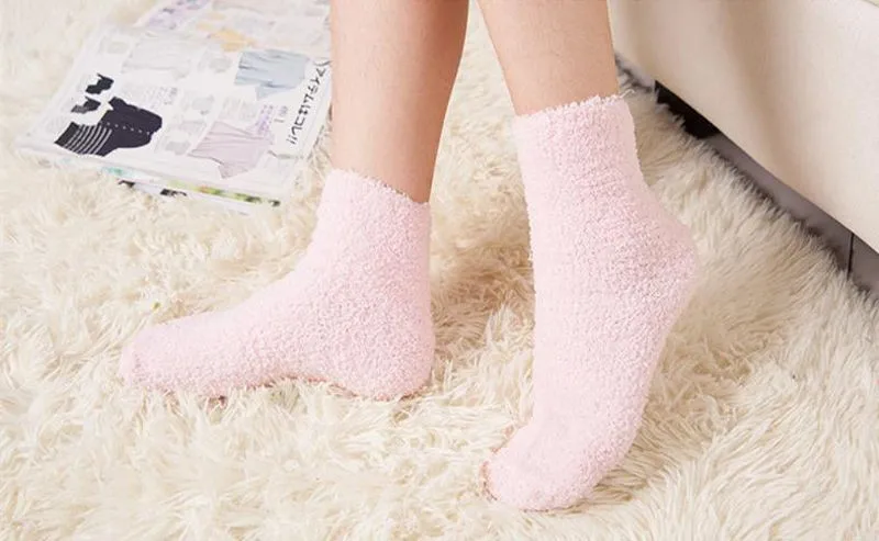Домашние мягкие носки-тапочки для женщин и девочек пушистые теплые зимние однотонные бархатные носки кораллового цвета для принцессы, подарки на день рождения, Лидер продаж