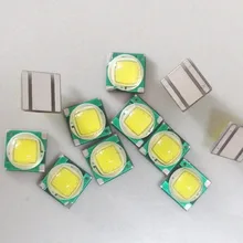 10 шт. супер большой чип высокой мощности керамическая основа 5050 T6 10 Вт для XML яркий фонарик лампы светодиодные для фар шарик 5,0*5,0 мм 3v 3A светодиодный