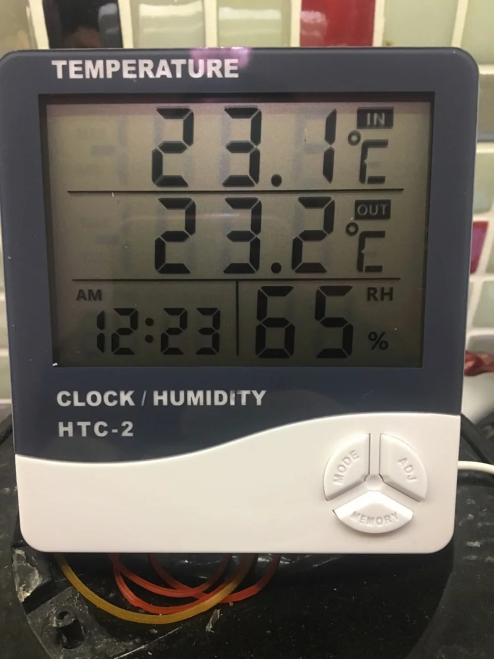 UTB8oYn6J8ahduJk43Jaq6zM8FXaX