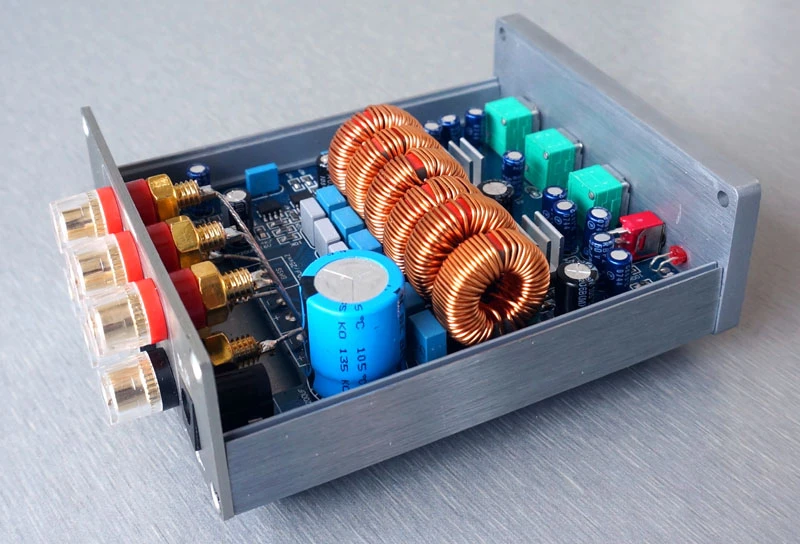 TPA3116D2 Digital Subwoofer 2.1 HIFI Verstärker Board 50W+50W+100W Beyond LM1875 TPA3116D2 Digital Subwoofer 2.1 HIFI Verstärker Board 50W+50W+100W Beyond LM1875