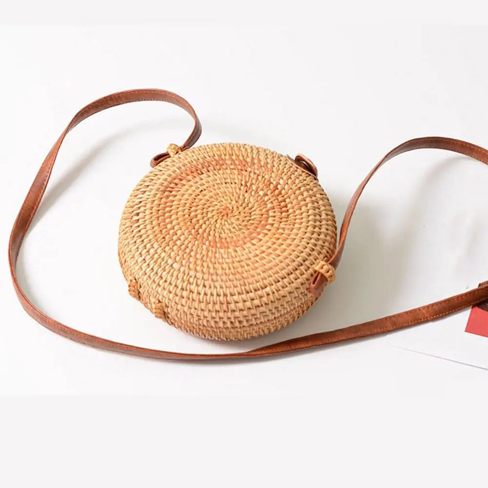

Fashionable Handmade Rattan Straw Woven Bohemia Round Retro Vintage Beach Bag Arc Small Circular Home Storage Bag For Women