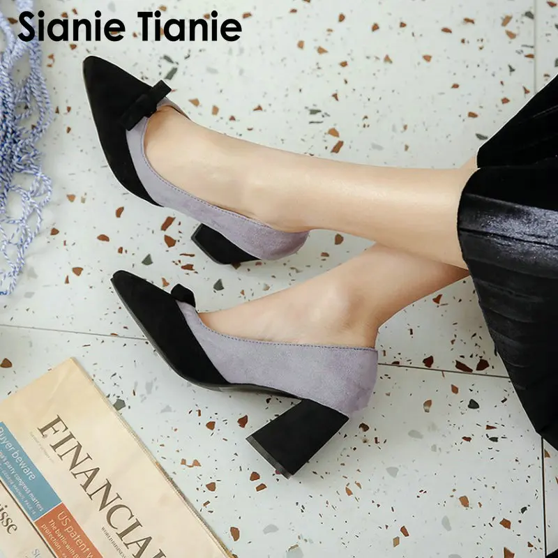 Sianie Tianie/Новинка года; милые женские офисные туфли-лодочки фиолетового и фиолетового цветов; тонкие туфли с острым носком на высоком квадратном каблуке; туфли на шпильке