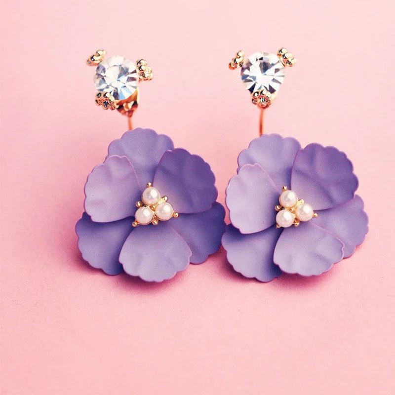 

Hot Women Pretty Camellia Shape Stud Earring Shining Crystal Flower Stud Earring For Women Jewelry New