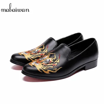 

Mabaiwan Brand Luxury Casual Men's Shoes Gold Embroidery Handmade Black Genuine Leather Dress Shoes Men Slip On Loafers Flats