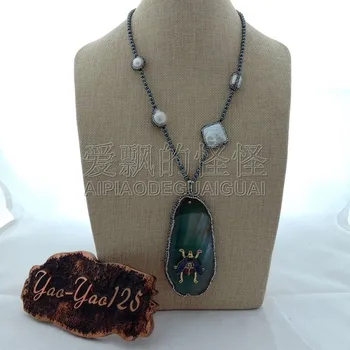 

N101605 21" White Pearl Hematite Necklace Green Slice CZ Insect Pendant