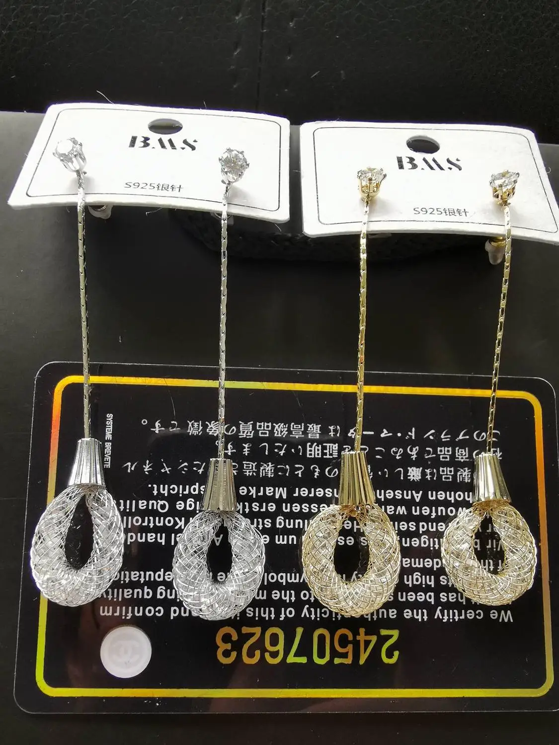 

Min.15$ mix order crystal tube stud earring