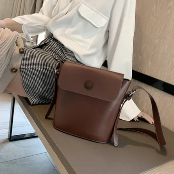 

032019 new hot lady girl small vintage messenger bag female mini bucket bag
