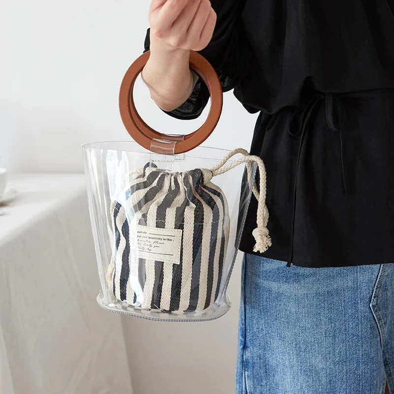 transparent bucket bag
