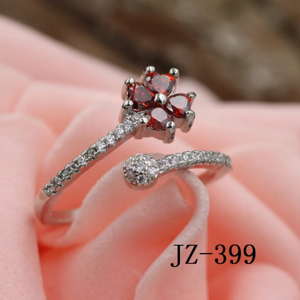 WalerV New 925 Silver Ring For Women Set Fashion Charm Green Four leaf grass Crystal Zircon Open Ring Lady Jewelry Girl Gifts