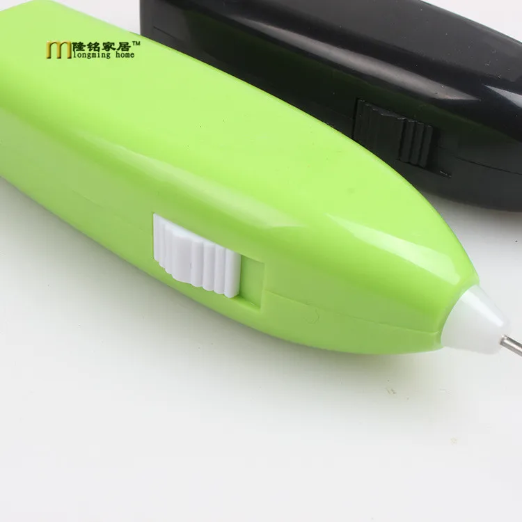 2340195310_1141087626