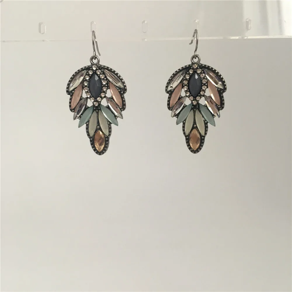 

TRENDY WOMEN EARRING ANTIQUE SILVER COLOR PLATING STATEMENT EARRINGS FOR WOMEN GIRL