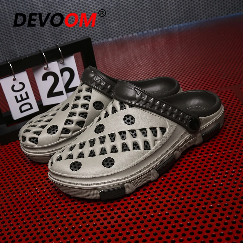 

Sandals Men River Plate Outdoor Summer slippers Flat Breathable Sandals Beach Shoes Men Slip on Lightweight New sandalias hombre