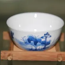 Китай уникальный высокого ранга Ручная роспись синий и белый чашка Пу эр чайная чашка Jingdezhen Керамические кунг-фу чашка лотоса