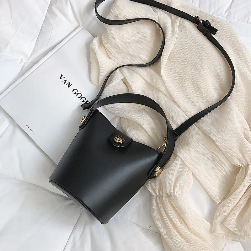 

2 PCS/SET Small Solid Color Crossbody Bags For Women 2019 Leather Bucket Bag Ladies Purses and Handbags Lock Designer Handbag