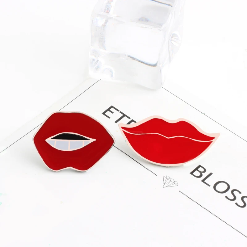 2pcset Women Fashion Icon Brooch Pin Sexy Red Lips Metal Enamel Pins