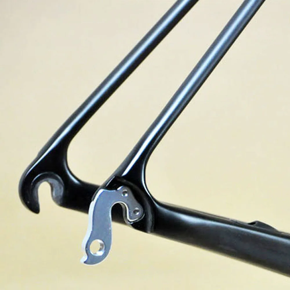 Excellent Super Light Full Carbon Fiber T1000 Carbon Road Frame Bike Frameset UD Matte BSA/BB30 Cycling Bicycle Parts FM066-SL 4 Excellent Super Light Full Carbon Fiber T1000 Carbon Road Frame Bike Frameset UD Matte BSA/BB30 Cycling Bicycle Parts FM066-SL 4