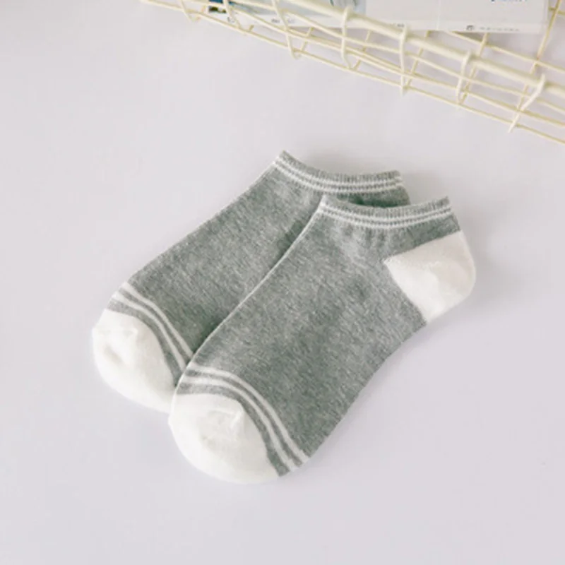 Новые дышащие хлопковые носки Шлёпанцы для женщин Женская Мода Носки для девочек Low Cut разноцветные Повседневное отдыха Носки для девочек Calcetines Meias