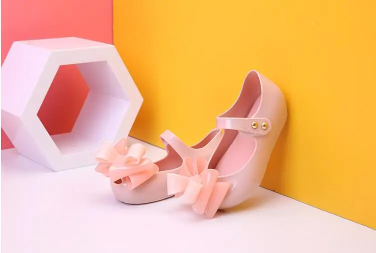 Melissa/Новинка; сандалии для маленьких девочек с трехмерным бантом; нескользящая обувь на мягкой подошве; детская обувь; пляжная обувь; обувь для девочек - Цвет: Style 2
