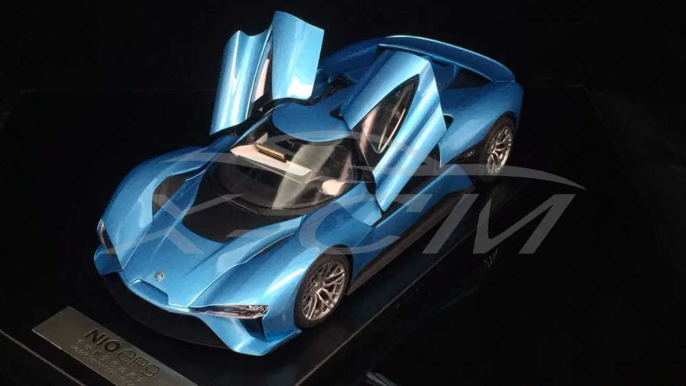 Литая под давлением модель автомобиля NIO Nio EP9 1:18 (синий) + маленький подарок!| |
