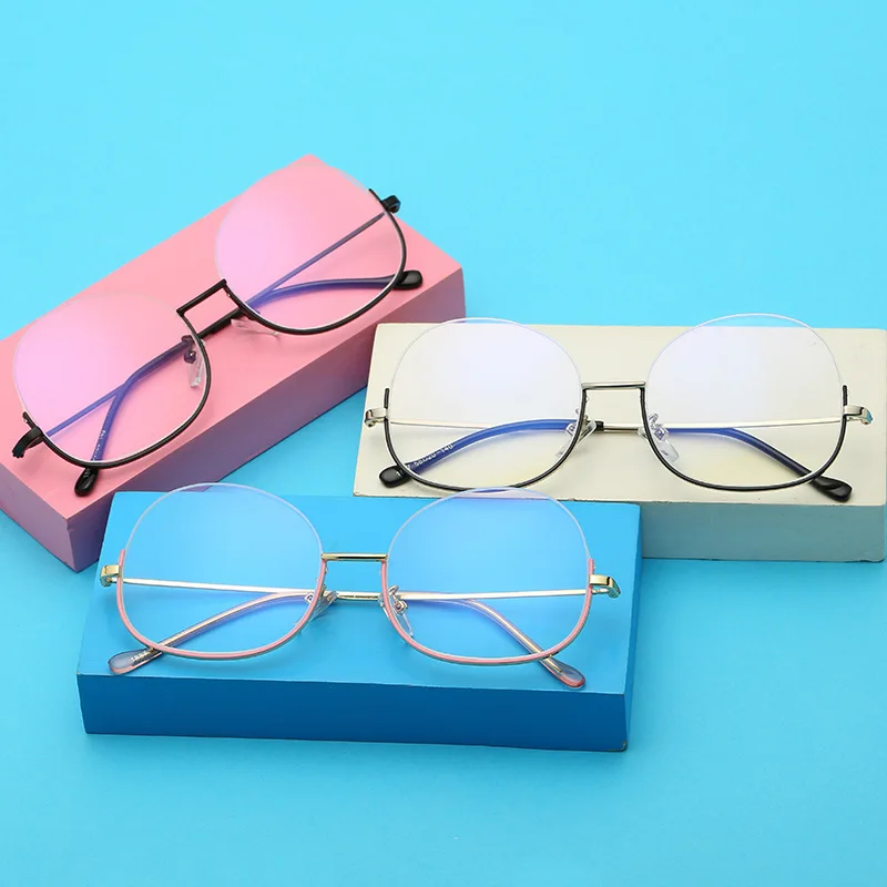  New style of 2019, myopic glasses, super personality, lower half frame, decorative glasses, metal, glasses, kick-off