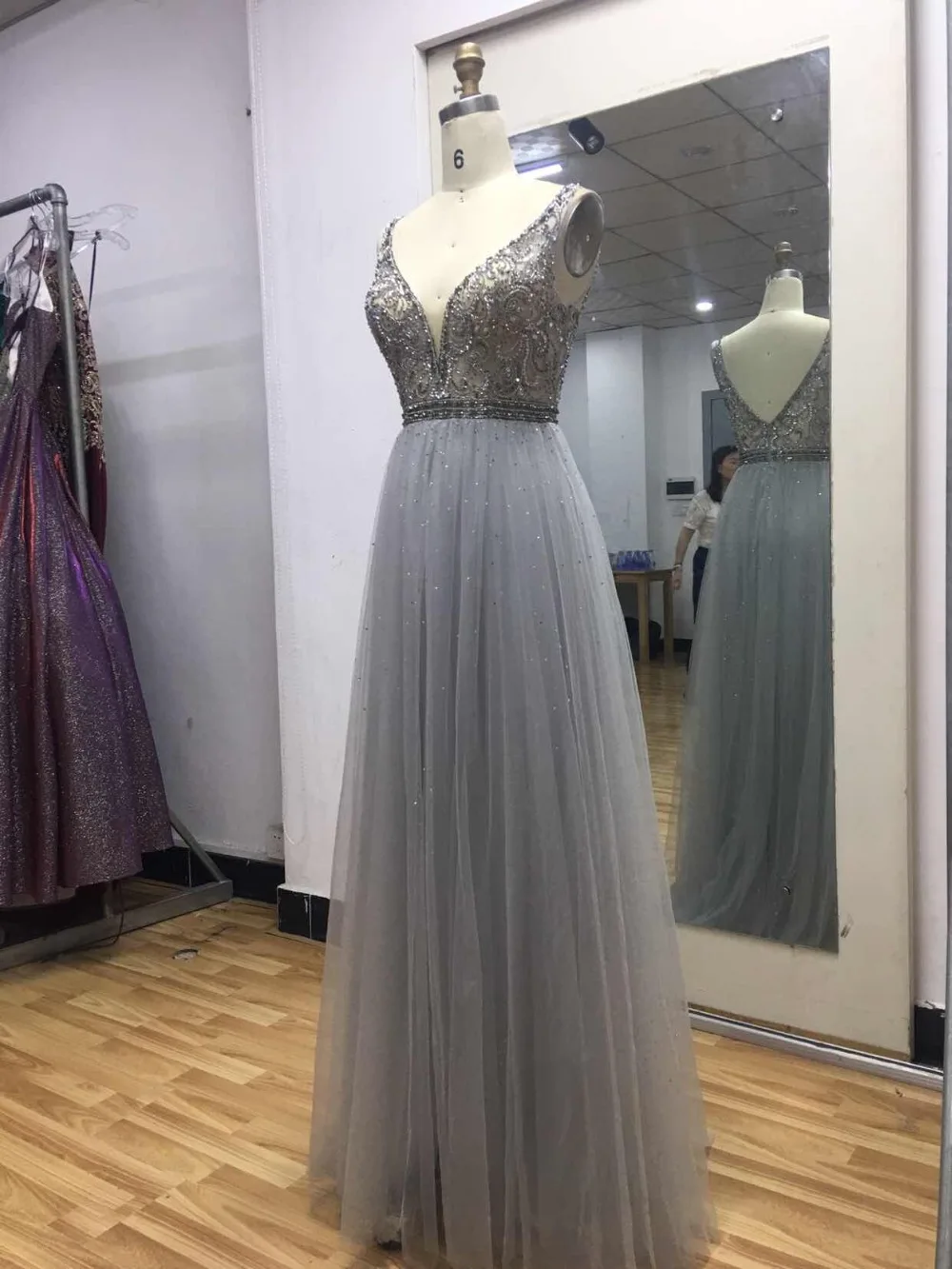 Vestidos de gala Бисероплетение длинное вечернее платье 2019 сексуальное серое с v-образным вырезом Выпускное Платье Иллюзия праздничное платье с