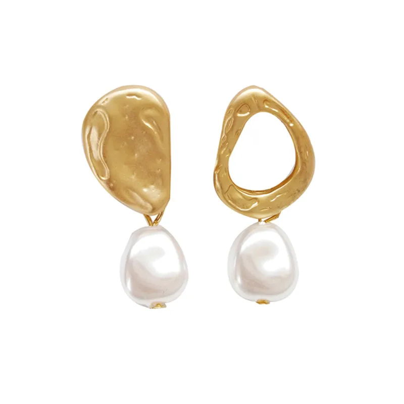 

Earrings female temperament baroque pearls design geometry ms earrings new metal eardrop delicate earrings