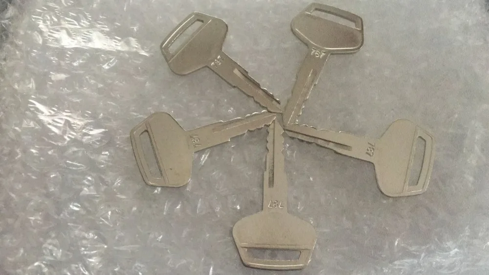 Ignition key for Komatsu Kalmar Part Number 787 Dressta Sakai