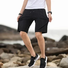 Хороший Для мужчин Пляжные шорты бренд быстрое высыхание Короткие Повседневное в Вертикальную Полоску по колено лосины верхняя одежда большой Размеры