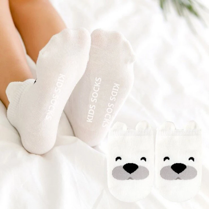 Горячее предложение! Распродажа! г. Очень милые носки для малышей осенне-зимние хлопковые милые Нескользящие носки для новорожденных мальчиков и девочек, мягкие носки-тапочки с героями мультфильмов - Цвет: white