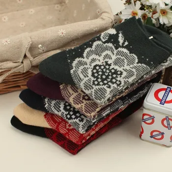

ZDL-278 Vintage National Wind Reinforced Wool Cotton Peony Retro Long Novelty Socks 10 pairs