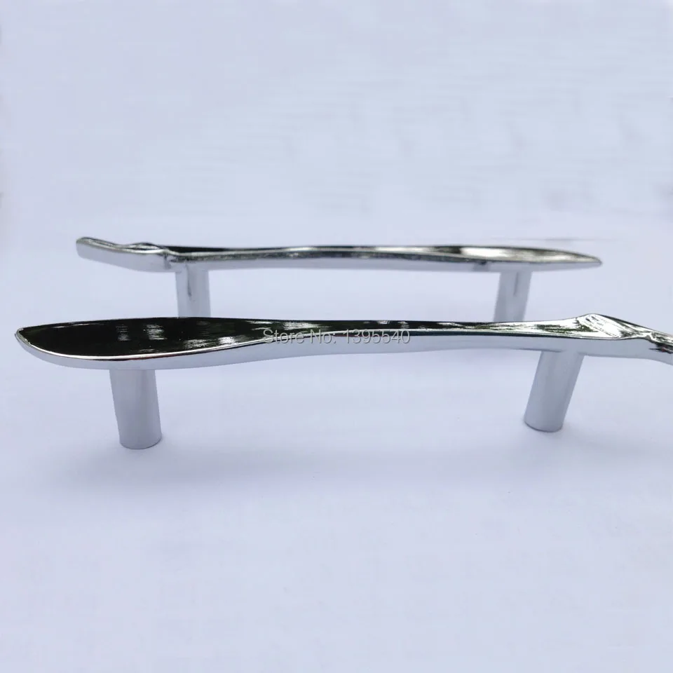 knife cabinet handles 2 .jpg