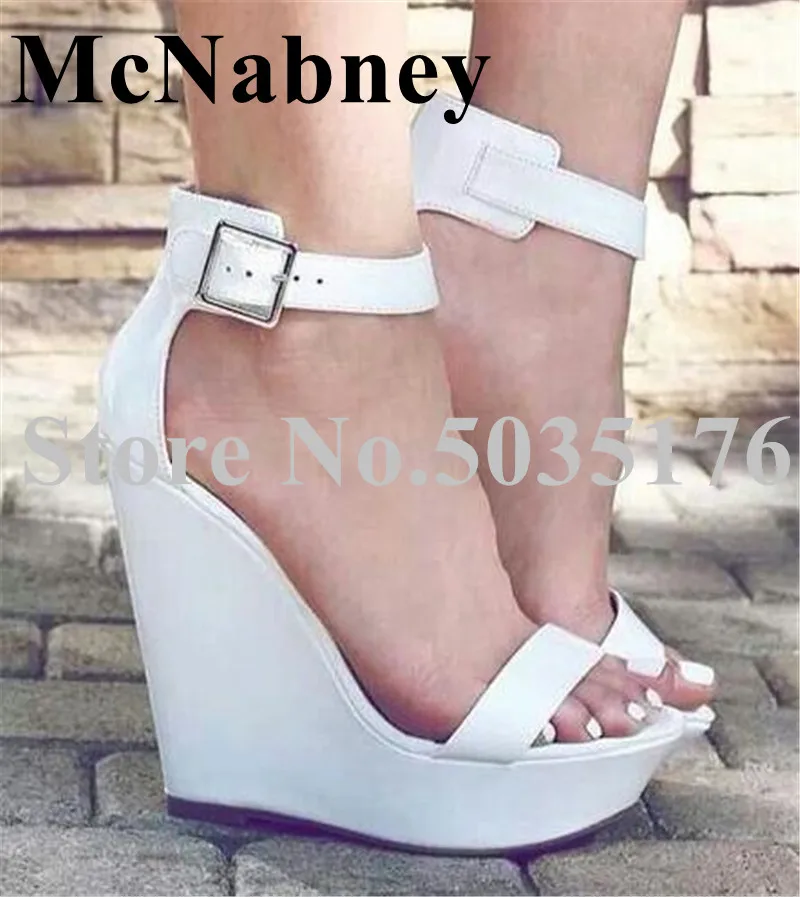 

2019 European Fashion Solid Peep Toe High Platform Sandals Ankle Strap Buckle High Wedges Heel Cover Heel Sandals Dress Shoes