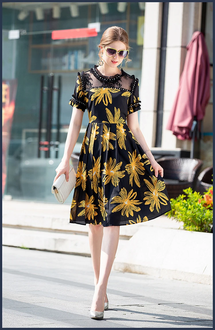 VERDEJULIAY взлетно-посадочной PleatedDress Для женщин летние дизайнерские жемчуг Прозрачное нижнее белье с цветочным принтом Гольфы с кружевной отделкой-Длина Платье с принтом, платье