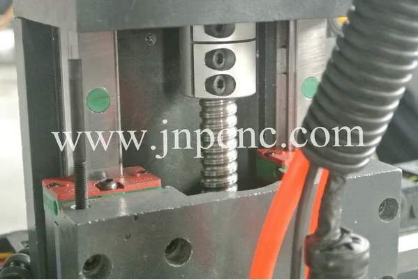 Станок с ЧПУ JPM6090 with1.5 кВт шпиндель, низкая цена деревообрабатывающий станок с ЧПУ Типа cnc; станок для резки