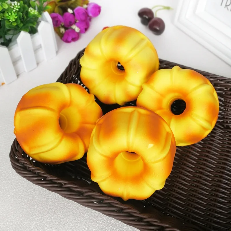 

Simulation Fake Bread Hexagonal Big Circle Bread Donut Burger Simulation Cake Artificial Food