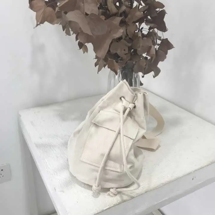 1 (16)