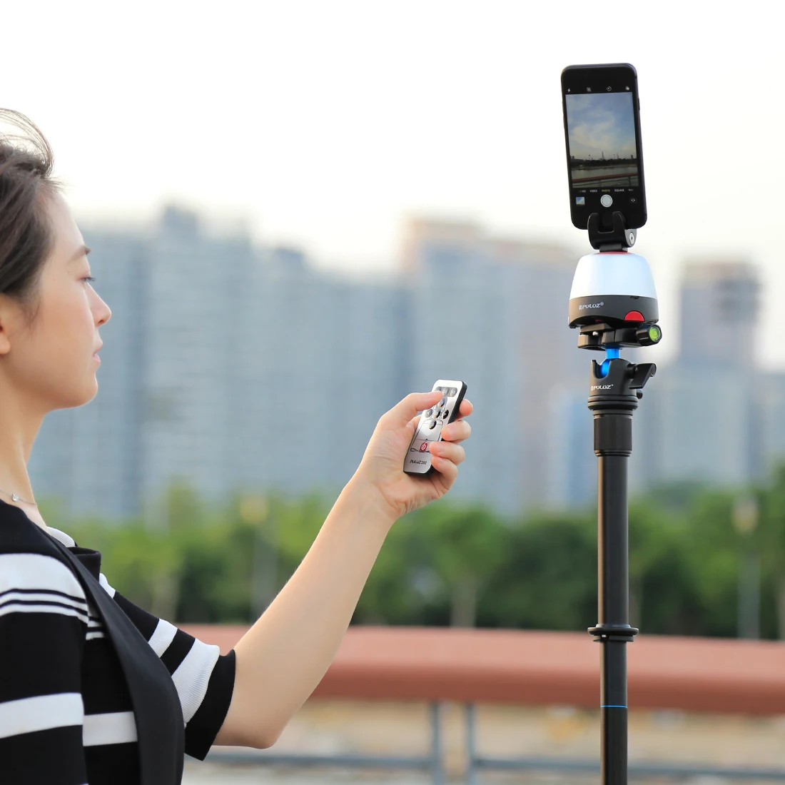 Электронная вращающаяся панорамная головка штатива на 360 градусов с дистанционным управлением для экшн-камеры смартфона DSLR