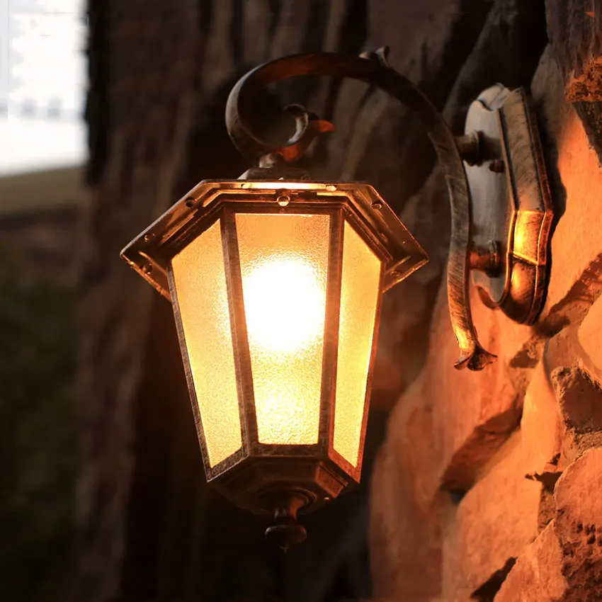 Outdoor wall lamp villa balcony porch corridor wall sconce gateway yard street garden fence light