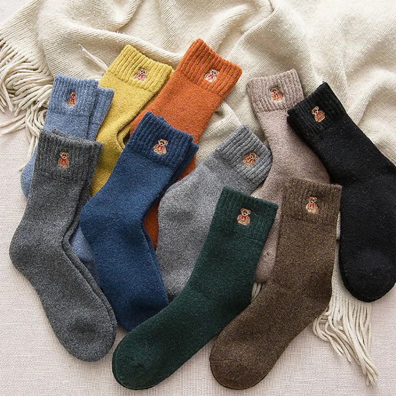 

New Fashion Women Cartoon Socks Cute Bear Ladies Casual Socks Girls Breathable Casual Solid Comfy Cotton Sokken Meias