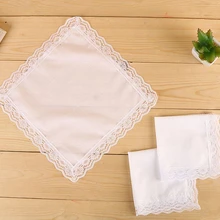 100 шт пользовательские узоры и именные персонализированные белые кружевной носовой платок, женские свадебные подарки, свадебные украшения платки из ткани