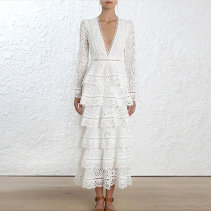 

2019 New Runway self portrait summer Women's Long Sleeve dress Deep V-neck Hollow Out Luxurious Embroidery Dresses Vestidos robe