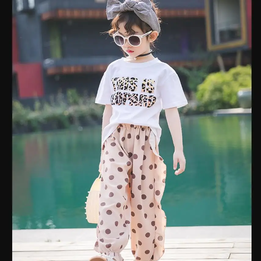 

2019 summer new fashion print 2 pcs aets teenage girls short sleeve + dot trousers suits hot selling for children clothes ws856
