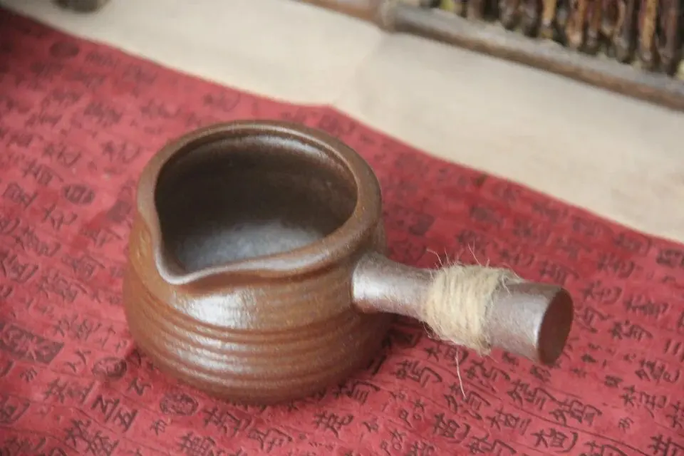 

Cha Hai Rough pottery Retro Kiln change Fair cup Kung Fu tea sets Side to side Tea sea Sub-tea