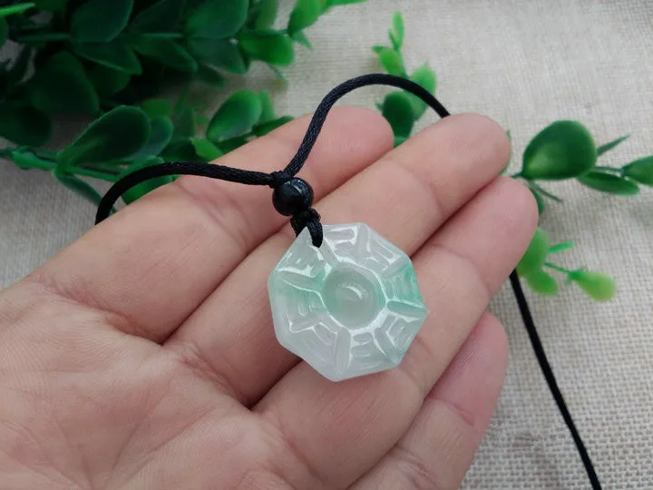 

Special exquisite pendant necklace carved gossip pendant men and women jewelry JADES jewelry children style