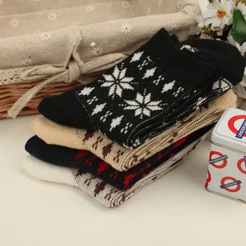 

ZDL-310 4colors In Tube Thick Section Women Vintage Style Retro National Dress Warm Merino Wool Socks 10 pairs