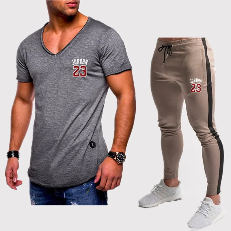 

New hot men's suit V-neck T-shirt + pants two-piece suit 2019 brand T-shirt gym Men's Joggers Casual Pants casual sportswear men